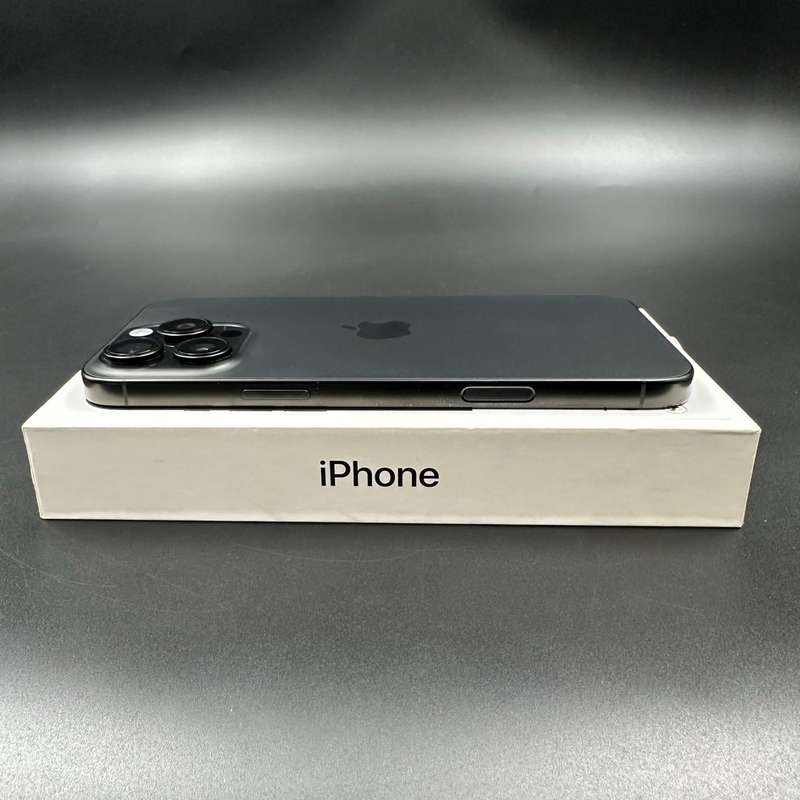 iPhone 16 Pro Max 256GB Black Titanium