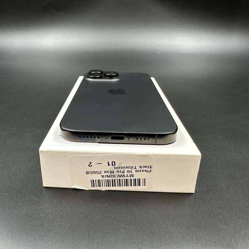 iPhone 16 Pro Max 256GB Black Titanium
