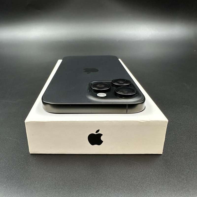 iPhone 16 Pro Max 256GB Black Titanium