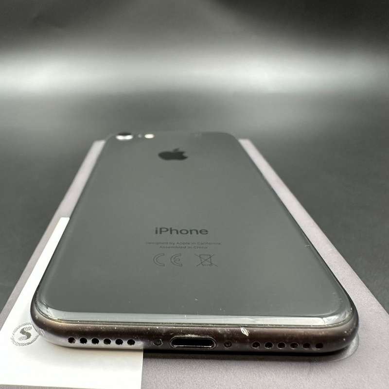 iPhone 8 64GB Space Grey