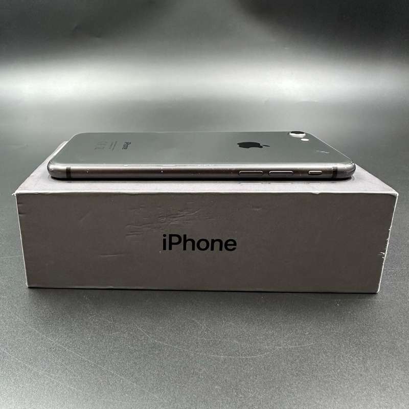 iPhone 8 64GB Space Grey