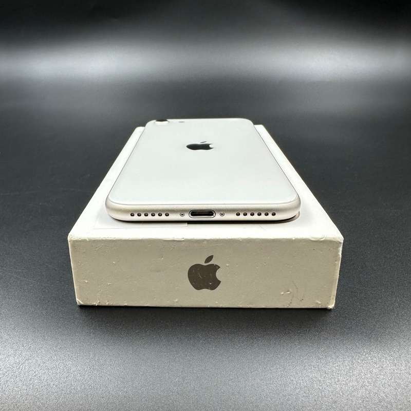 iPhone SE (3rd Gen) 64GB Starlight