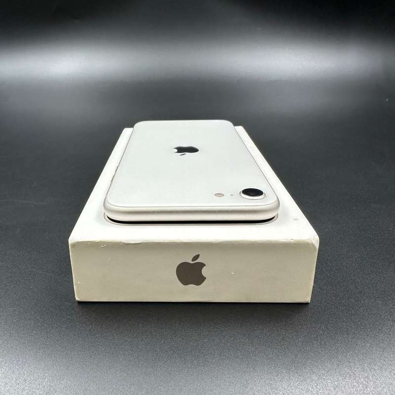 iPhone SE (3rd Gen) 64GB Starlight
