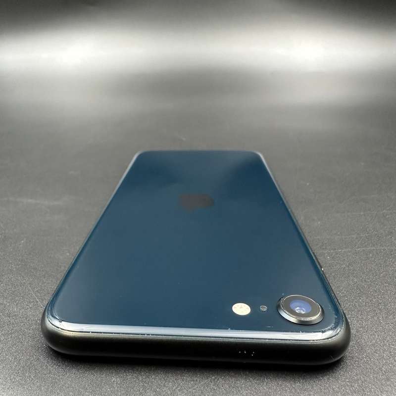 iPhone SE (3rd Gen) 64GB Midnight