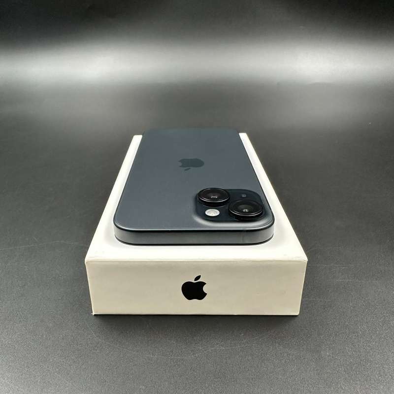 iPhone 15 128GB Black