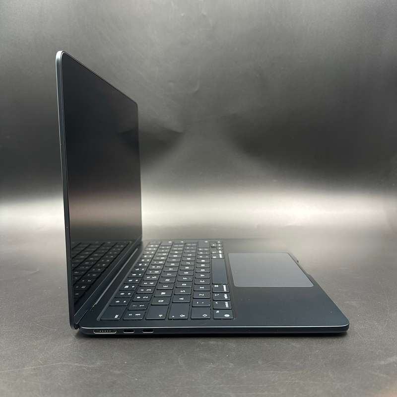 Macbook Air M2 13" 256GB Midnight