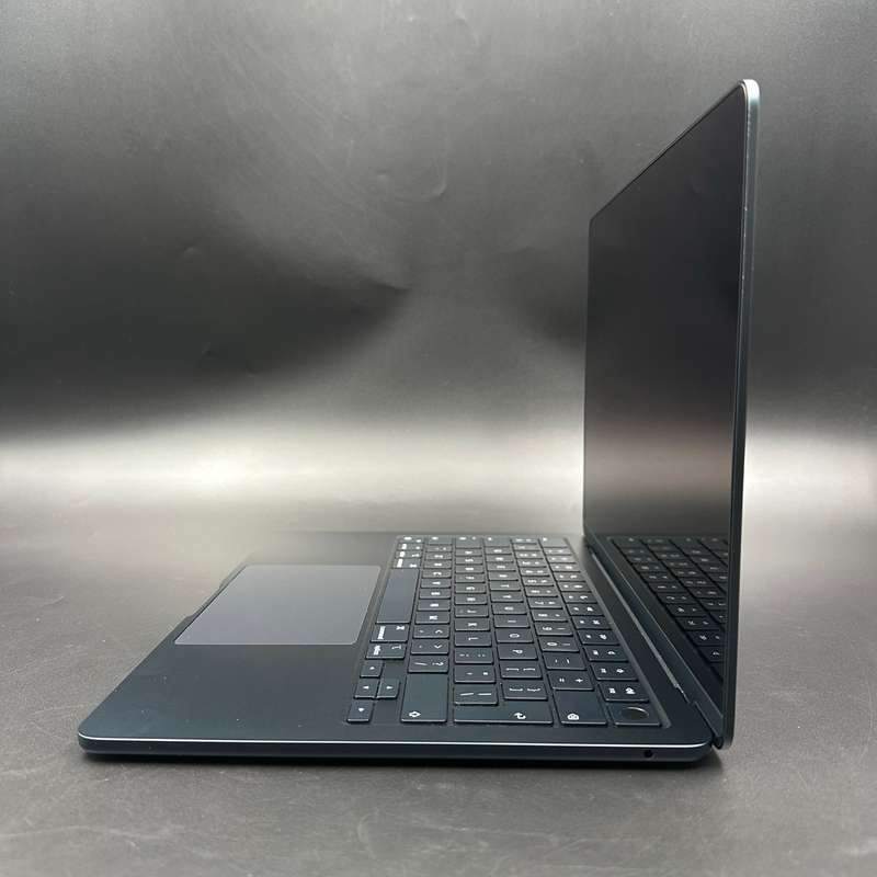 Macbook Air M2 13" 256GB Midnight