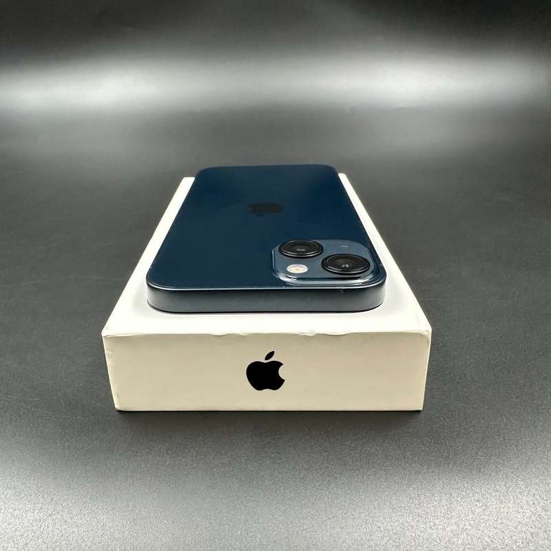 iPhone 13 128GB Midnight