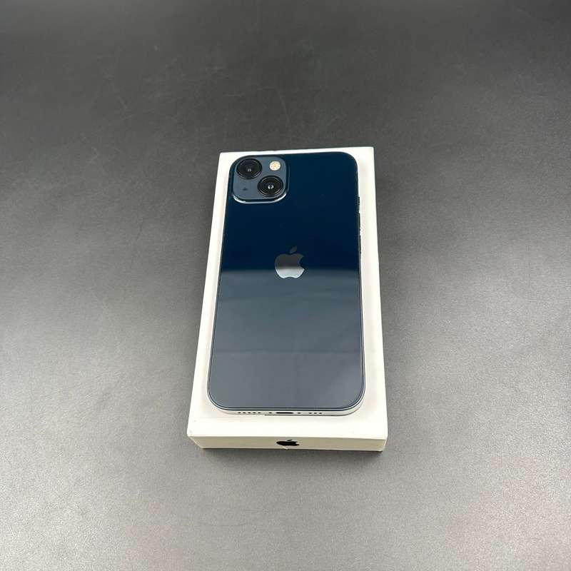 iPhone 13 128GB Midnight