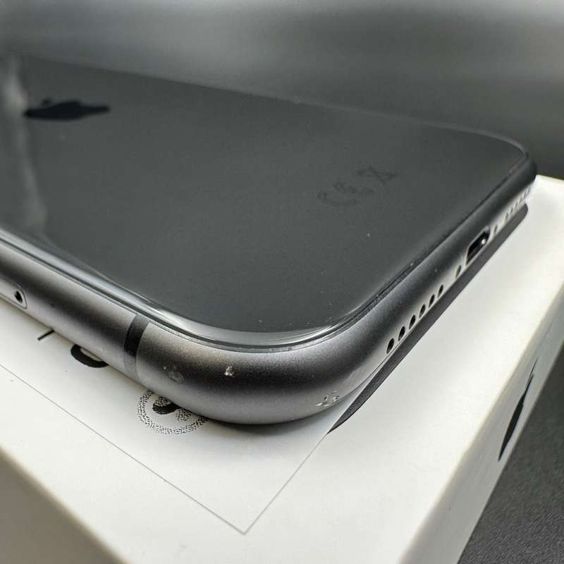 iPhone 11 64GB Black