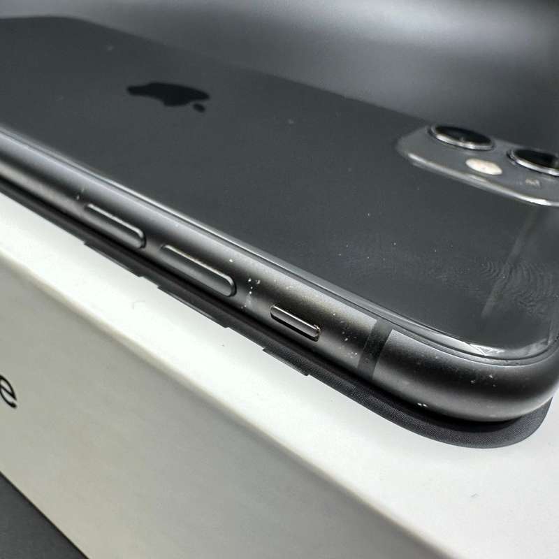 iPhone 11 64GB Black