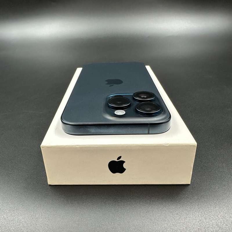 iPhone 15 Pro 256GB Blue Titanium
