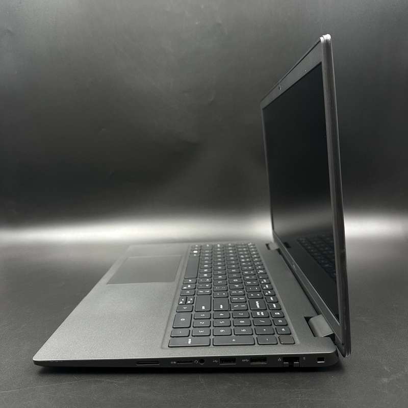 Dell Latitude 3520 | 11th Gen Intel Core i7 | 32GB Ram | 512GB SSD
