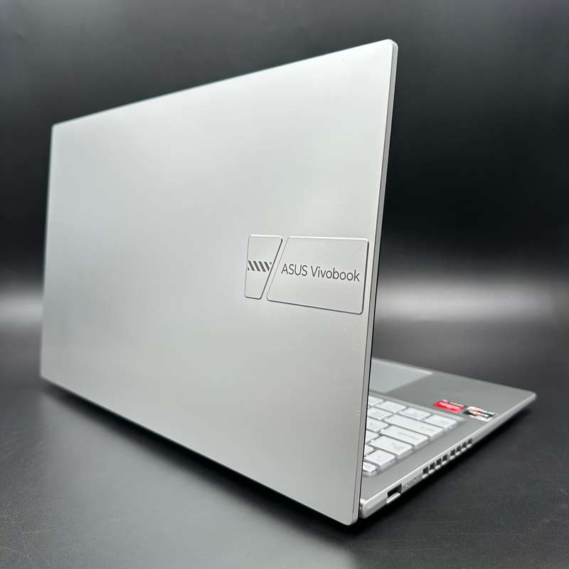 Asus VivoBook M1505YA | AMD Ryzen 5 | 16GB Ram | 512GB SSD | Silver
