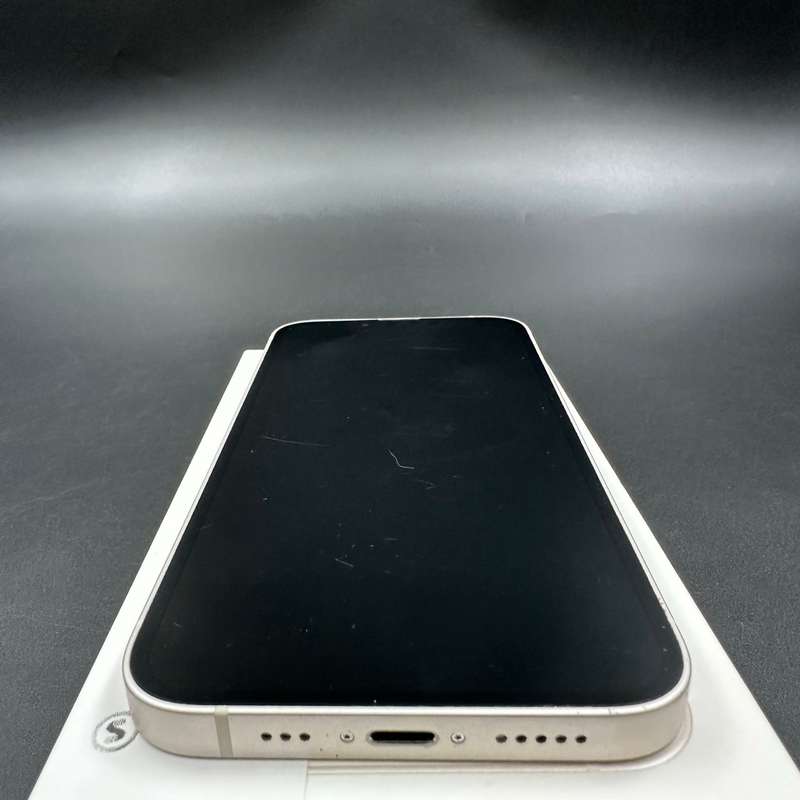 iPhone 13 128GB Starlight