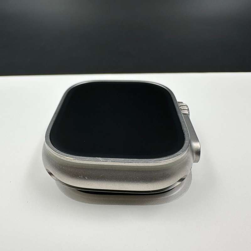 Apple Watch Ultra 2 49MM Natural Titanium Navy Ocean Band