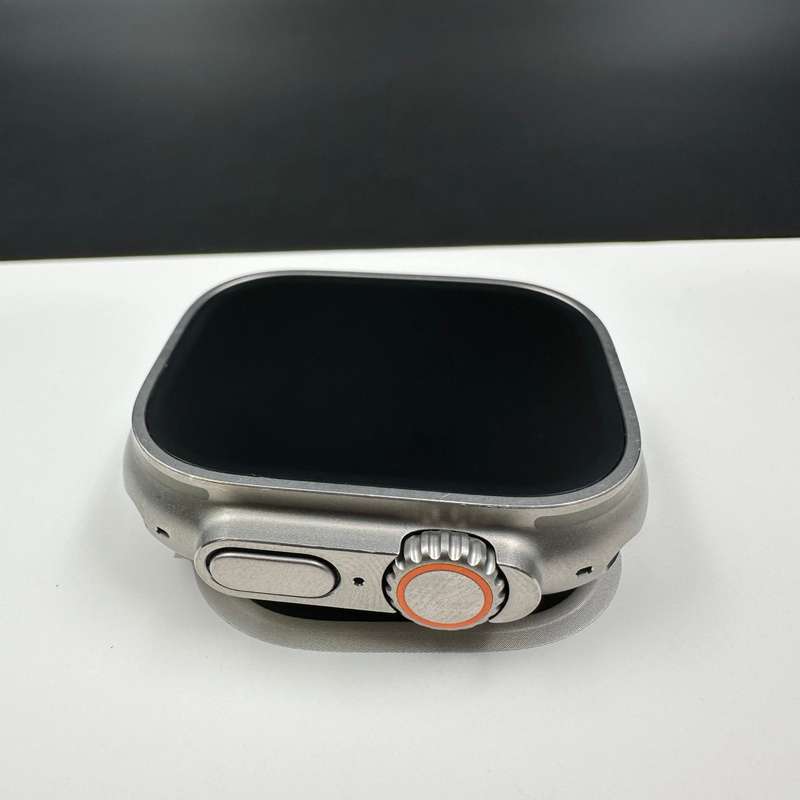 Apple Watch Ultra 2 49MM Natural Titanium Navy Ocean Band