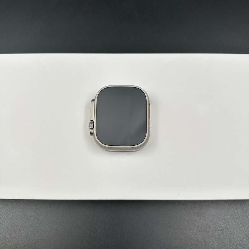 Apple Watch Ultra 2 49MM Natural Titanium Navy Ocean Band