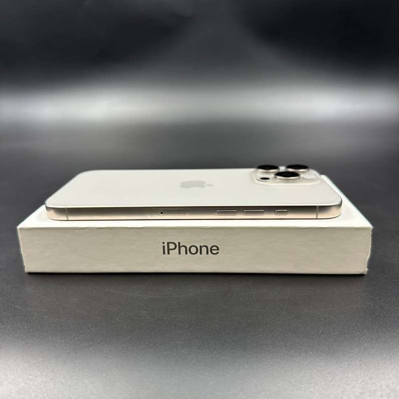 iPhone 16 Pro Max 256GB Natural Titanium