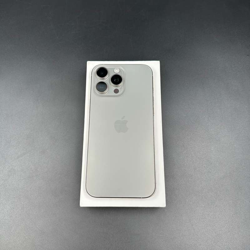 iPhone 16 Pro Max 256GB Natural Titanium