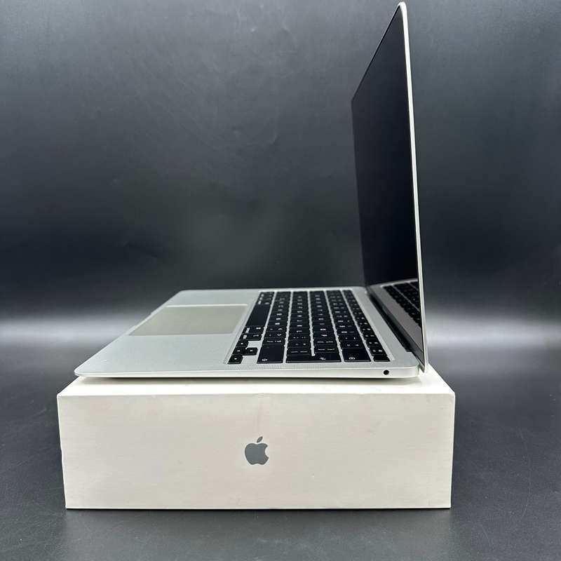 Macbook Air M1 8GB 256GB Silver