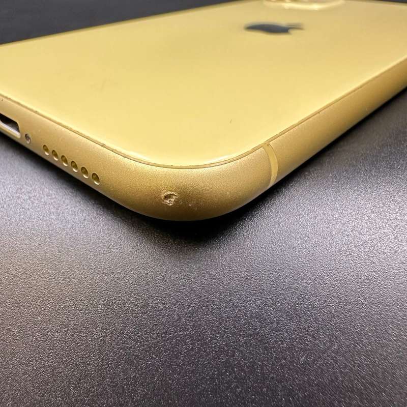 iPhone 11 64GB Yellow