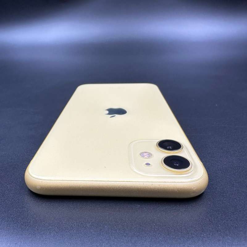 iPhone 11 64GB Yellow