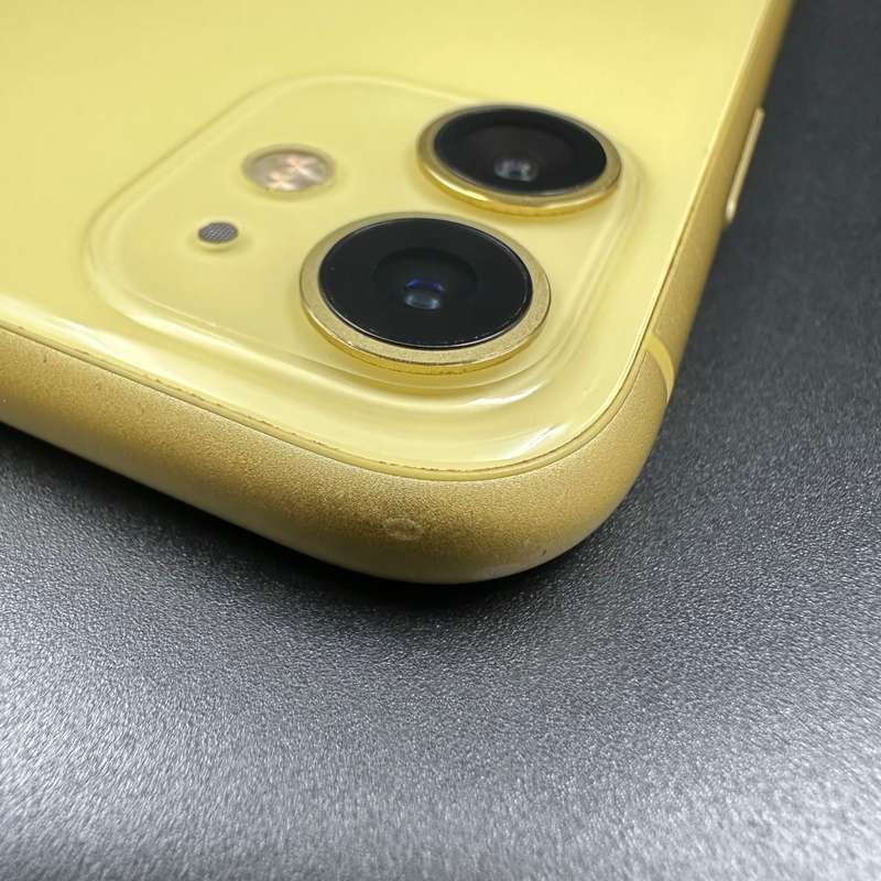 iPhone 11 64GB Yellow
