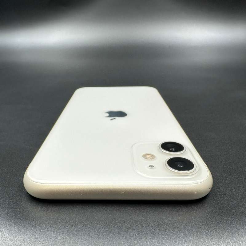 iPhone 11 64GB White