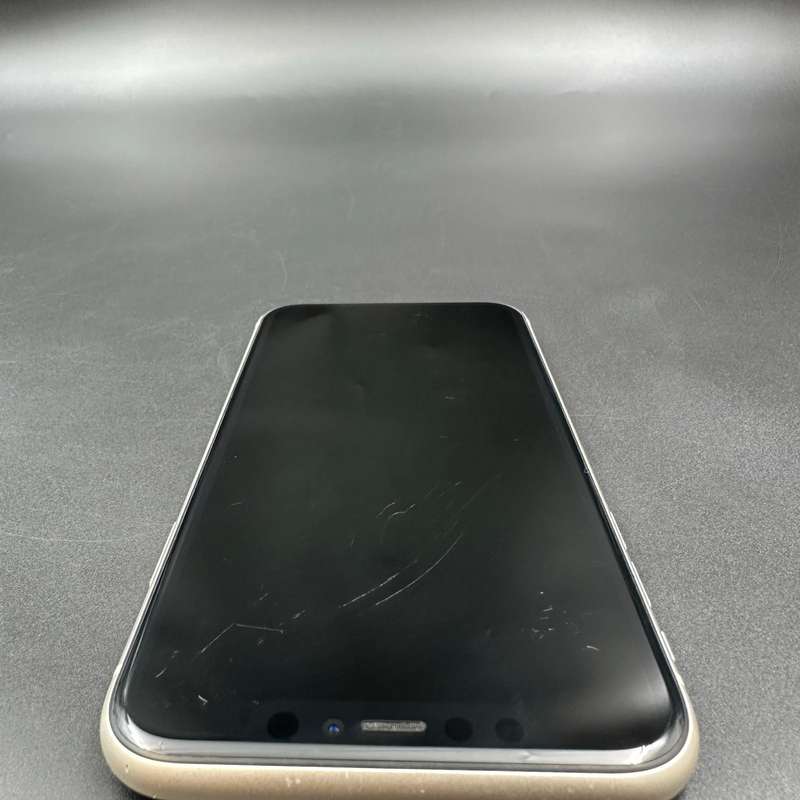 iPhone 11 64GB White