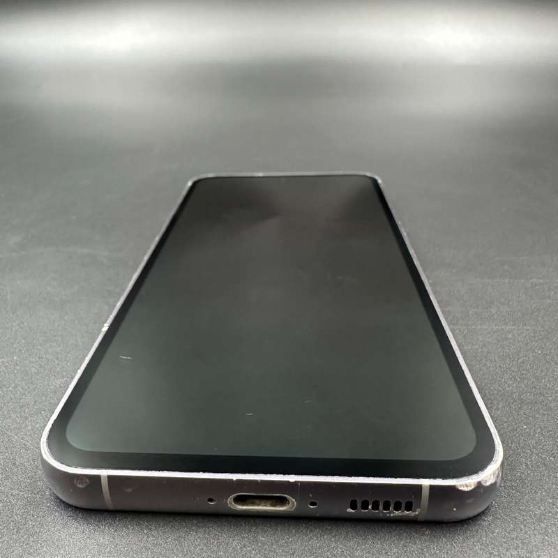 Samsung Galaxy S23 FE 256GB Phantom Black (Cracked Back)