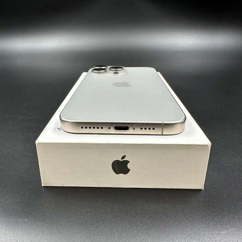 iPhone 15 Pro Max 512GB Natural Titanium