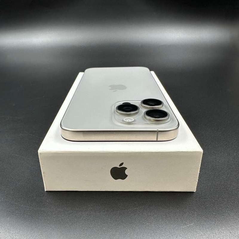 iPhone 15 Pro Max 512GB Natural Titanium