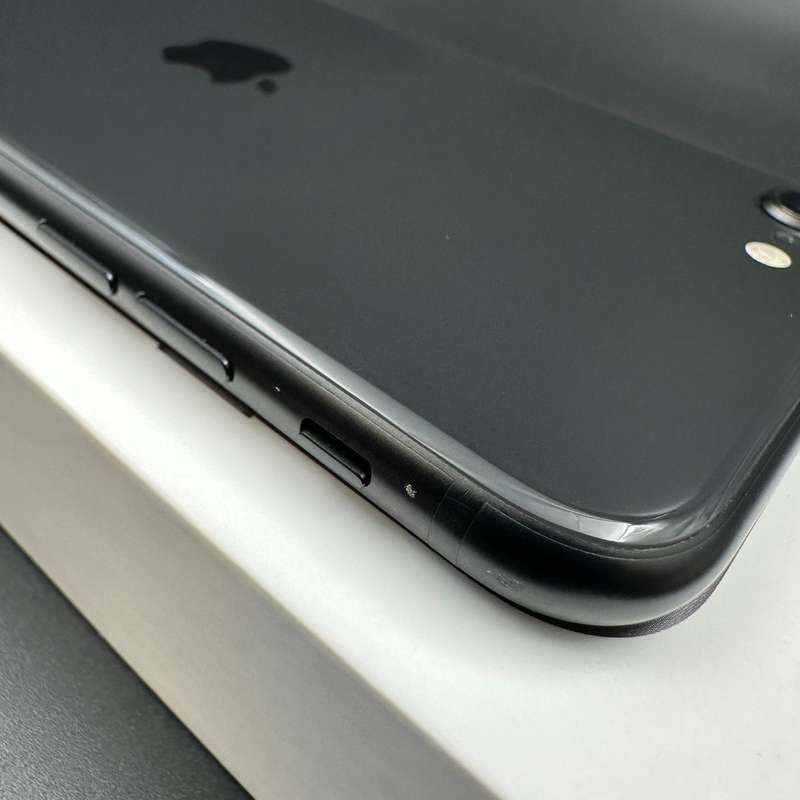 iPhone SE (2nd Gen) 128GB Black
