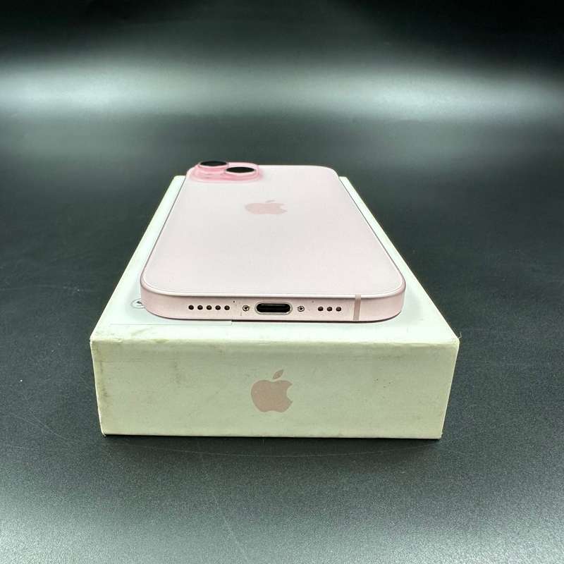 iPhone 15 128GB Pink