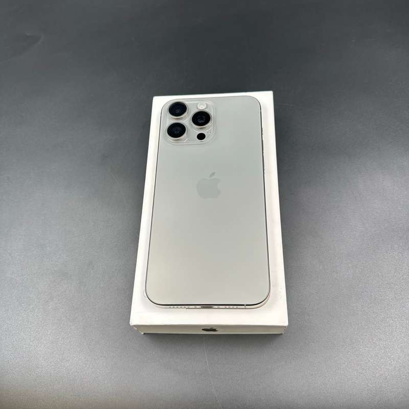 iPhone 15 Pro Max 512GB Natural Titanium
