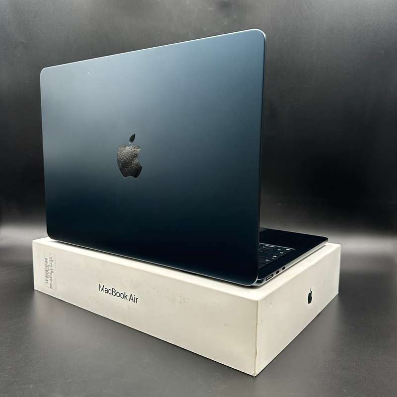 Macbook Air M3 13 16GB Ram 256GB Space Black