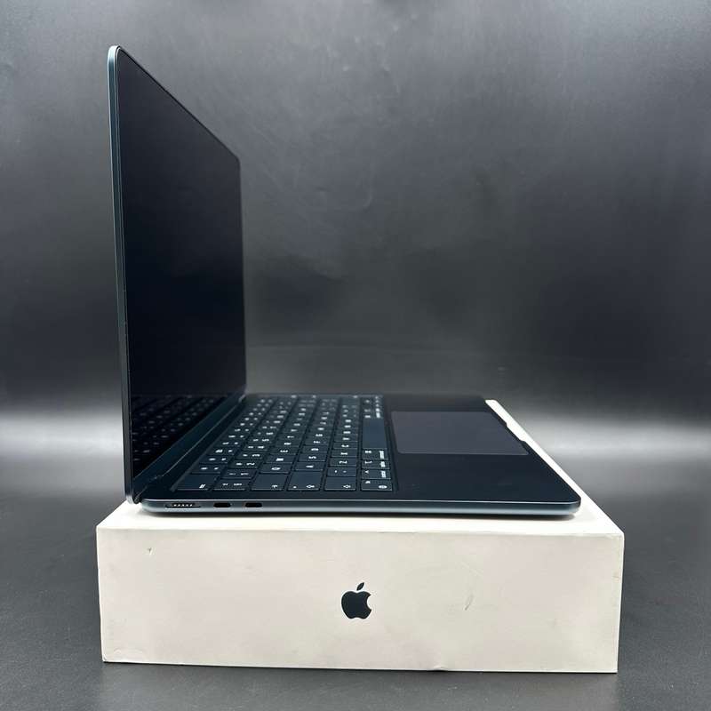 Macbook Air M3 13 16GB Ram 256GB Space Black