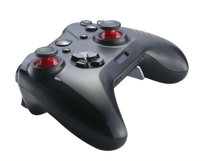 Mad Catz C.A.T. 7 Wired Game Pad - Black