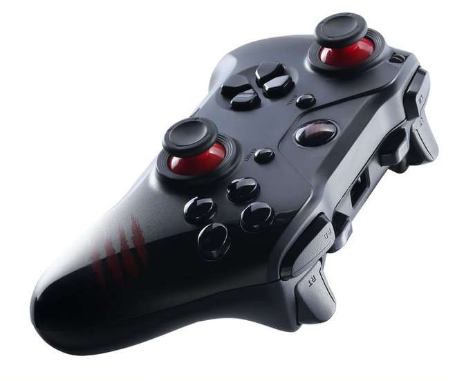 Mad Catz C.A.T. 7 Wired Game Pad - Black