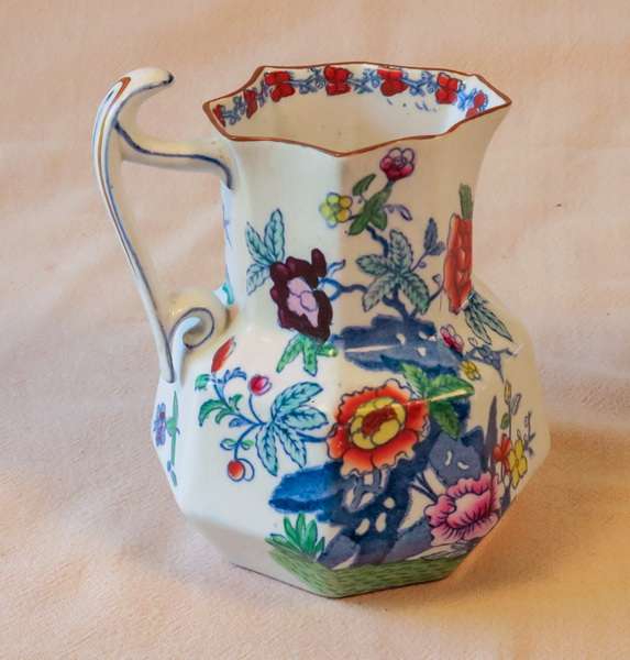 Antique Booths jug "The Pompadour" Silicon China