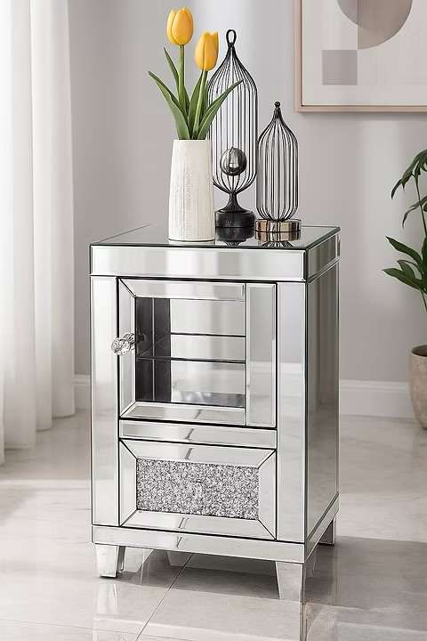 Opulix Mirror Pedestal set