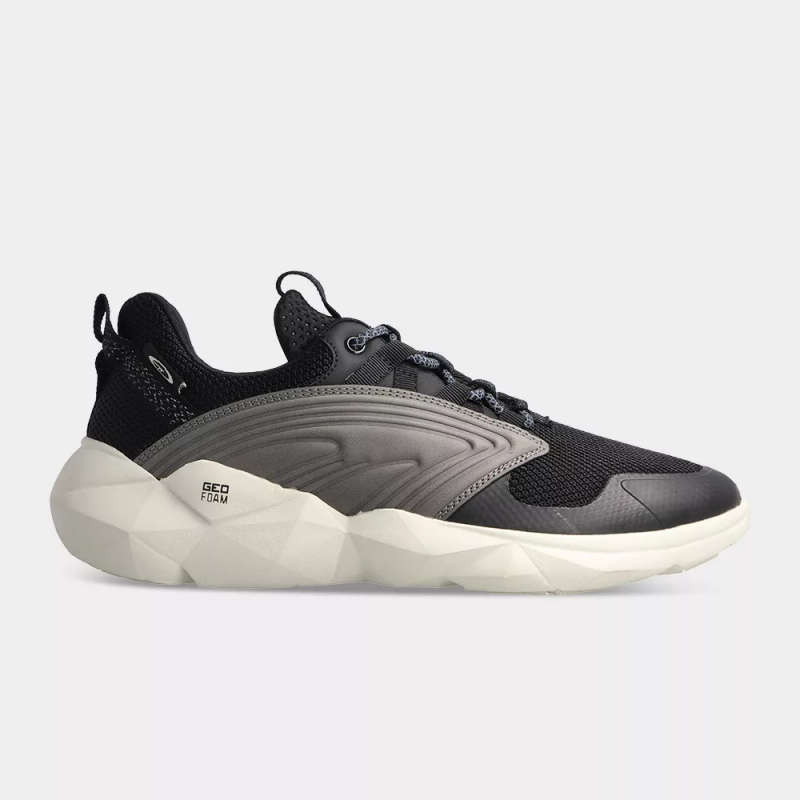 Men's Hi-Tec Geo Yak Black/Graphite Sneaker Size 12 - Brand New