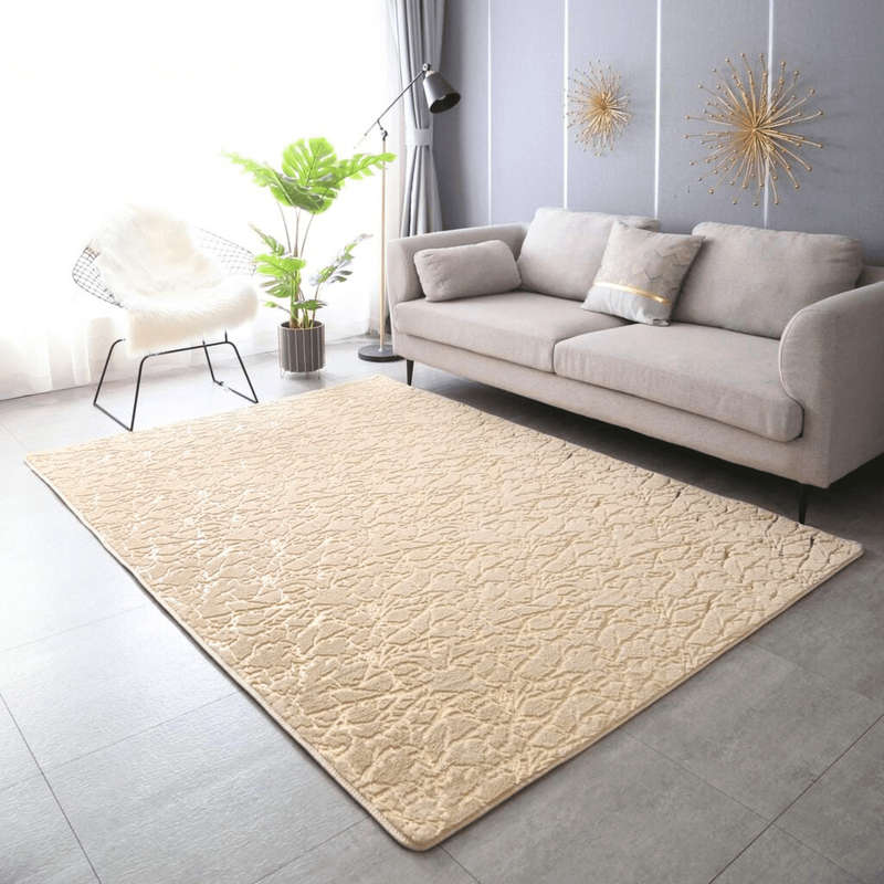 Soft Rug With Marble Gold Finish