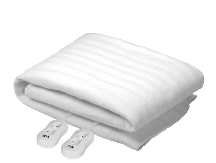 King Size Electric Blanket  Cozy Comfort with Bonus Pillows