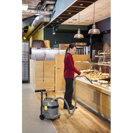 Karcher - Wet And Dry Vacuum Cleaner NT22/1