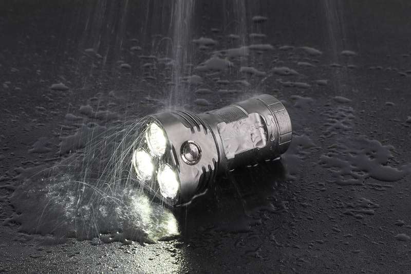 END OF RANGE Manker MK34 II 26000 Lumen 350m Throw Rechargeable LED Searchlight