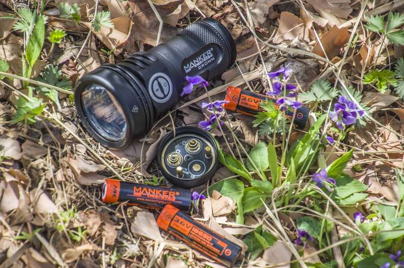 Manker CROWN Digital Zoom 5000LM 900m Rechargeable Flashlight