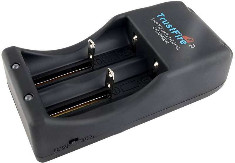 TrustFire TR-006 Charger for Li-Ion Batteries