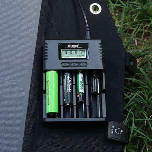 Soshine H4 LCD Li-ion/NiMH/LiFePO4 Battery Charger for 14500 18350 18650 26650 AA AAA C